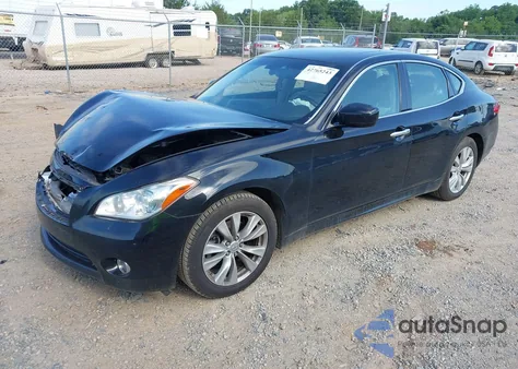 2011 Infiniti M37 z USA, uszkodzony, nr VIN JN1BY1AP3BM323458